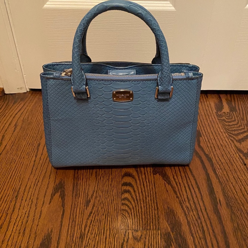 Micheal Kors top handle crossbody bag.